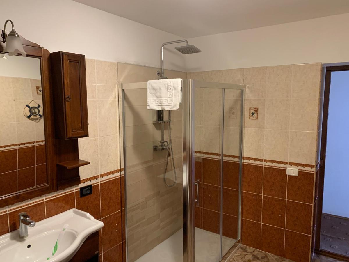 הוילה בראשוב Casa Nella מראה חיצוני תמונה
