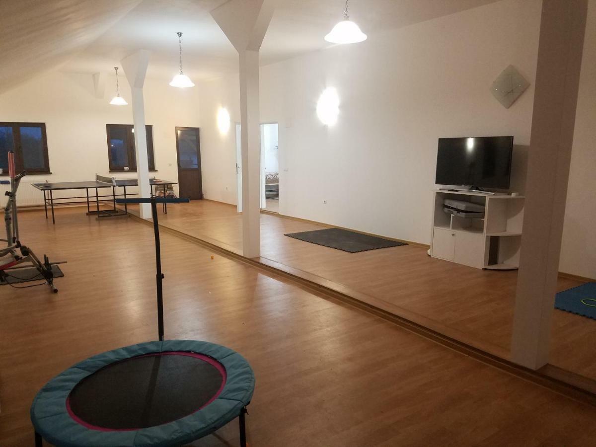 הוילה בראשוב Casa Nella מראה חיצוני תמונה